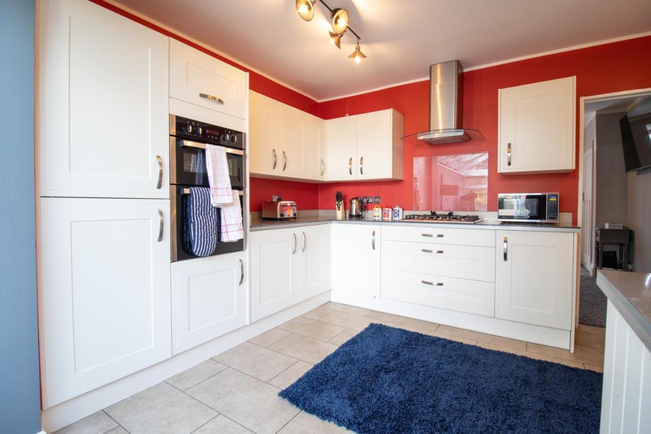 Casa de Férias Stunning House Free Parking Garden Wifi Bristol